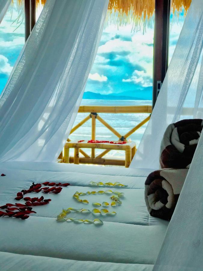 pondok bamboo villa Batununggul Exteriör bild
