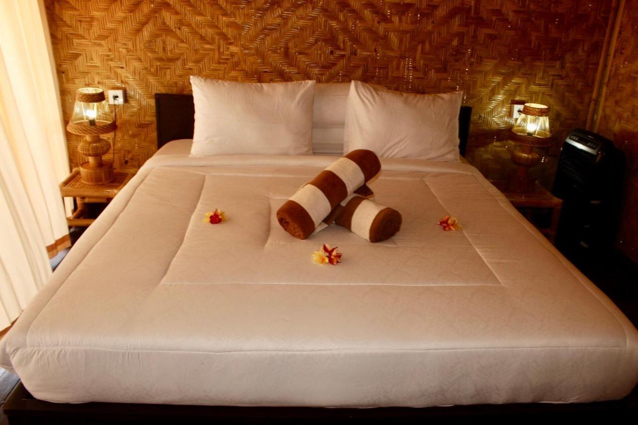 pondok bamboo villa Batununggul Exteriör bild